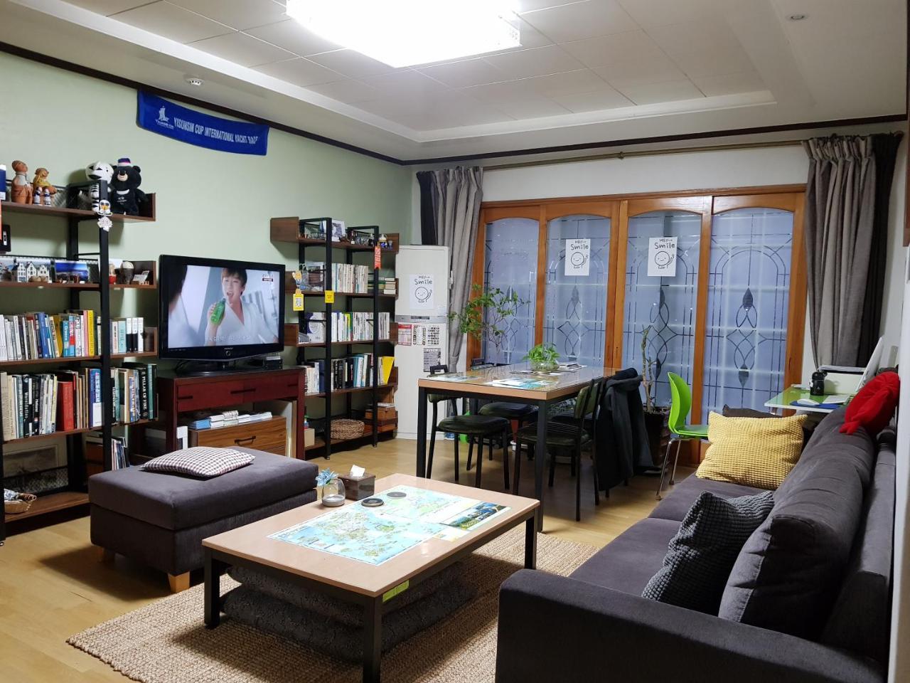 Tongyeong Episode Guesthouse Экстерьер фото